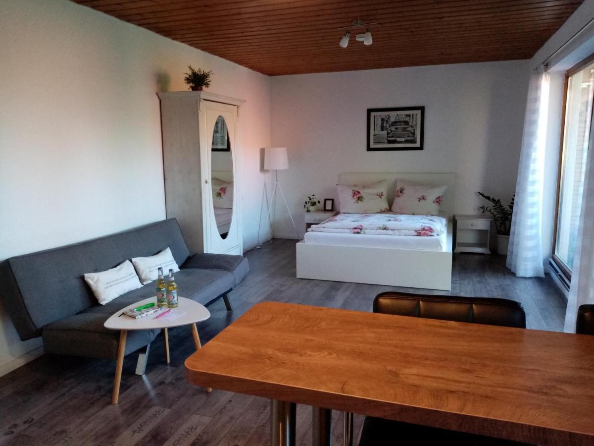 Schoene Einzimmer Wohnung Zwischen Bodensee Und Allgaeu Neukirch  Екстериор снимка